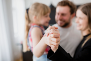 Blog Lacerda Fernandes Advogados HOLDING FAMILIAR: como esse planejamento pode ajudar você, sua família e seus negócios?